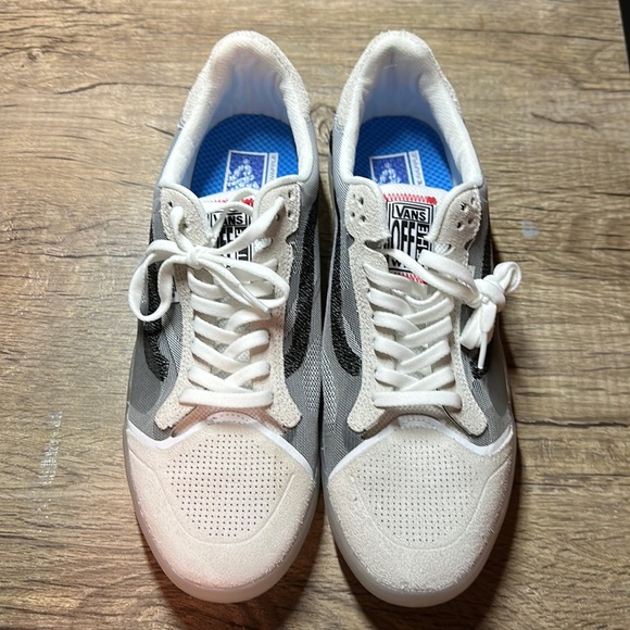 Vans like new size 12 - Picture 1 of 4